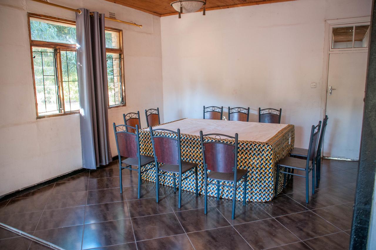Okavango Lodge Ливингстон Экстерьер фото