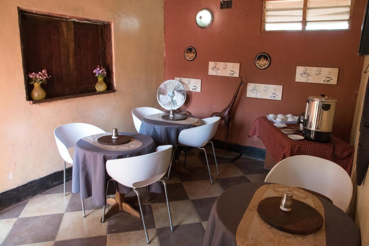 Okavango Lodge Ливингстон Экстерьер фото